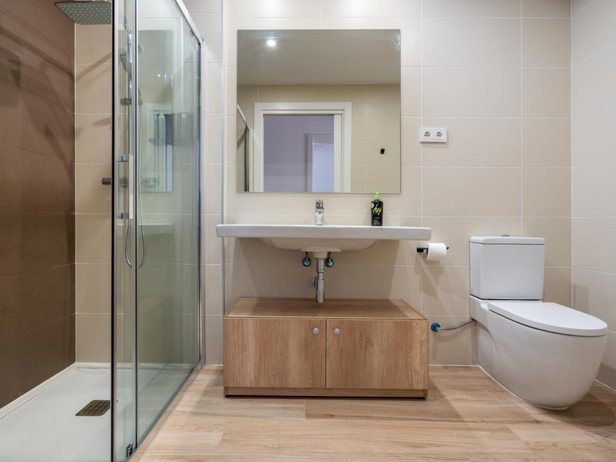 Limehome Barcelona Carrer De Besalu 90 - Estancia Temporal Exterior photo